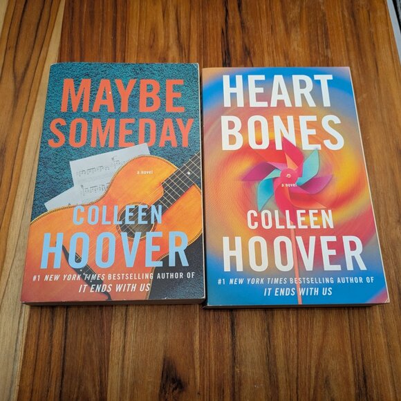 7 Colleen Hoover Paperback Books Bundle - Romance Romcom Booktok Book Set - Picture 6 of 10
